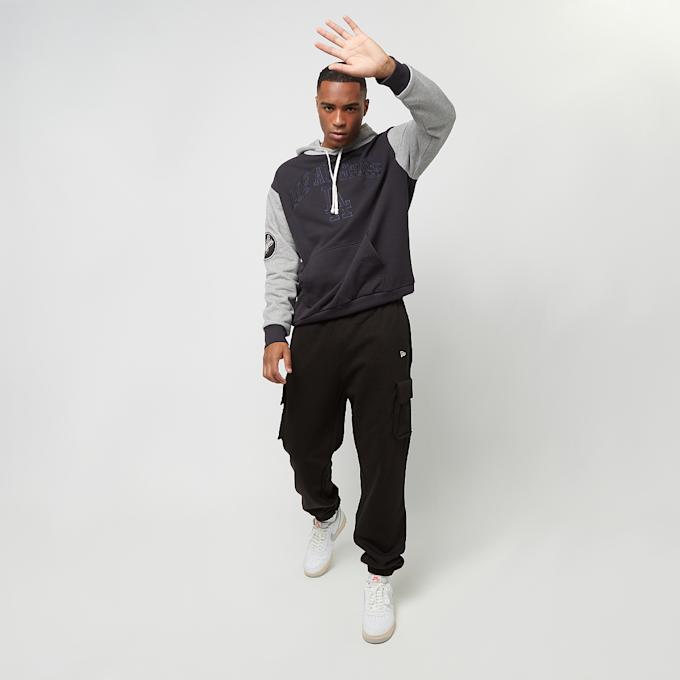 New Era Cargo Jogger czarny 24896 7