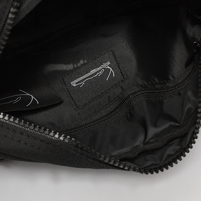 Karl Kani Signature Essential Hip Bag schwarz 24947 4