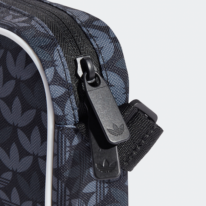 adidas Originals Monogram Airliner crna 25155 6