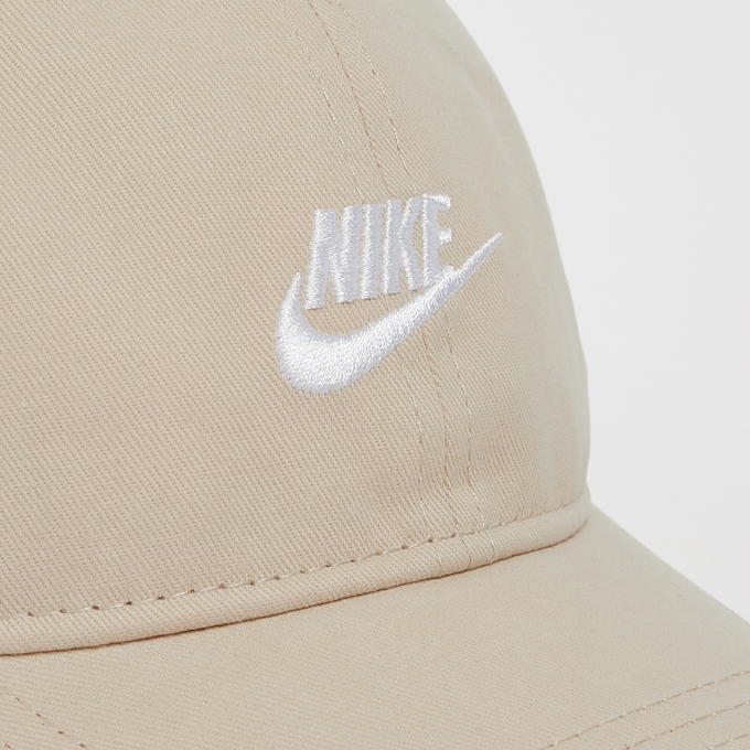 Nike Futura Curve Brim Cap beige 25295 4