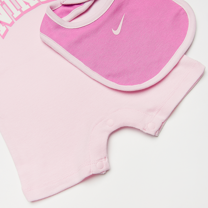 Nike Romper, Hat, Bib Set (3 Piece) rosa  25344 3