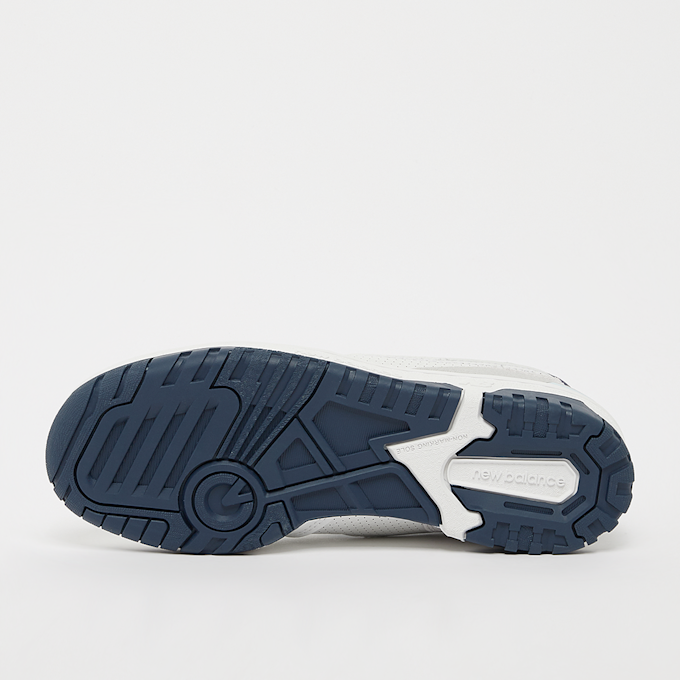 New Balance 550 biały 25442 4