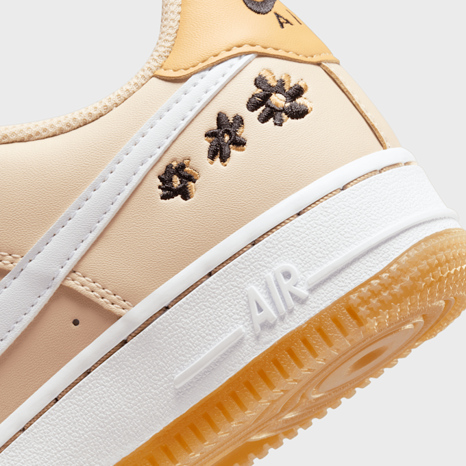 Nike Air Force 1 LV8 2 (GS) beż 25469 8