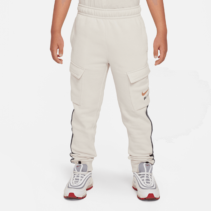 Nike Sportswear Air Fleece Cargo Basketball Pant crna 25505 1