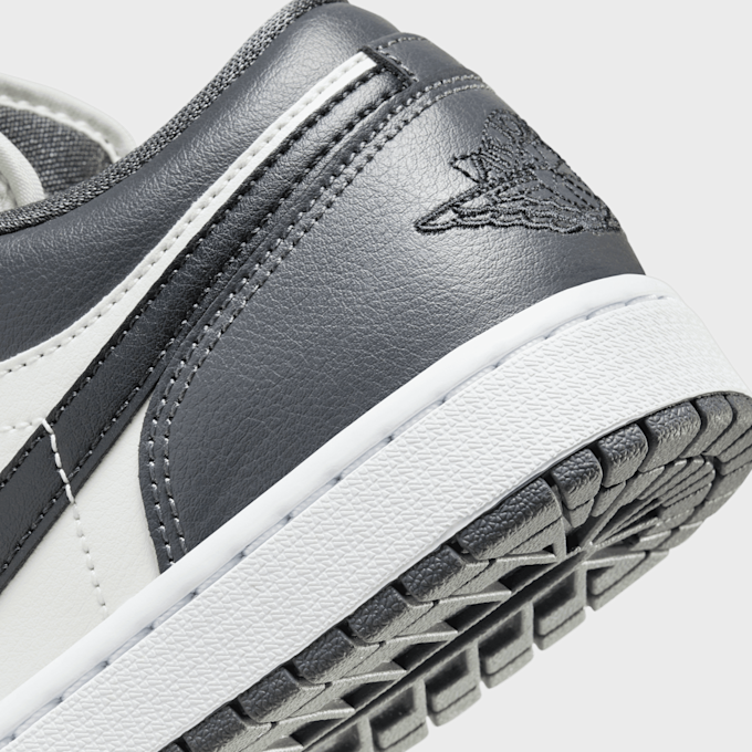 Jordan WMNS Air Jordan 1 Low biały 25536 7