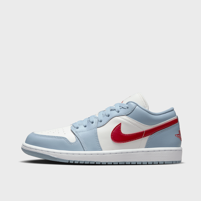 Jordan WMNS Air Jordan 1 Low bleu 25538 1