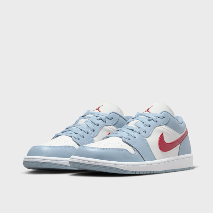 Jordan WMNS Air Jordan 1 Low bleu 25538 4