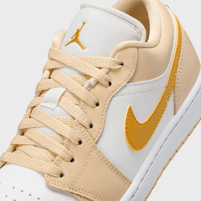Jordan WMNS Air Jordan 1 Low beige 28143 7