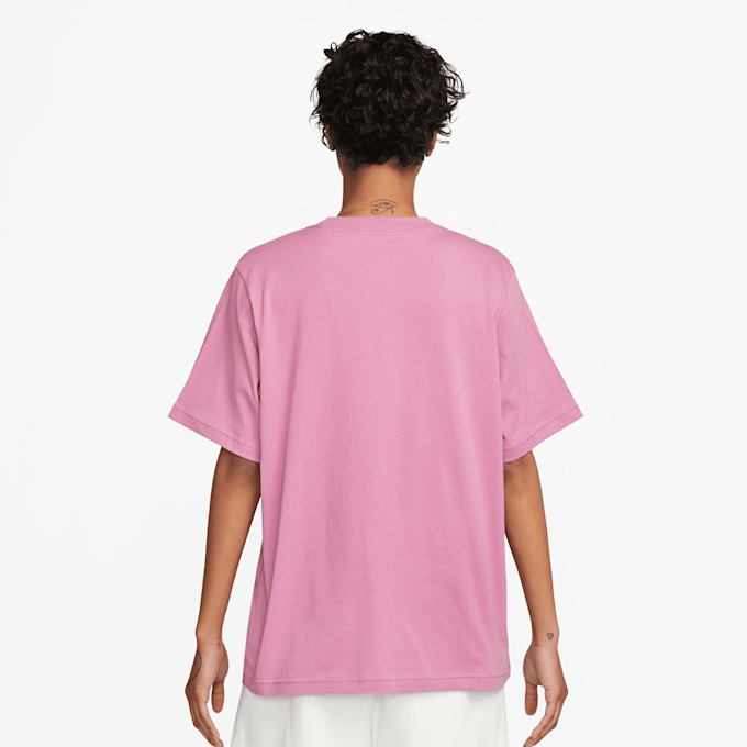 Nike Sportswear Essentials Low Brand Read T-Shirt rosa 28146 2