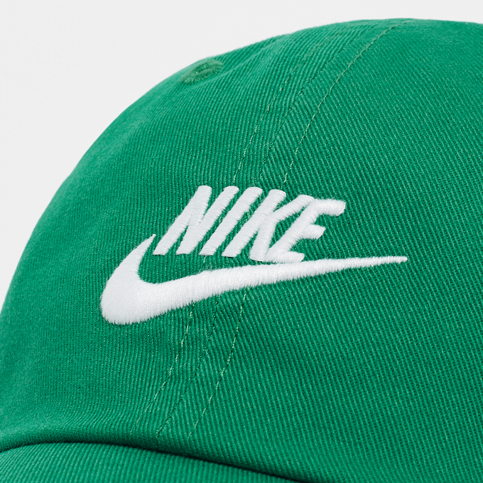 Nike Club Cap U CB Futura Wash zielony 28155 4