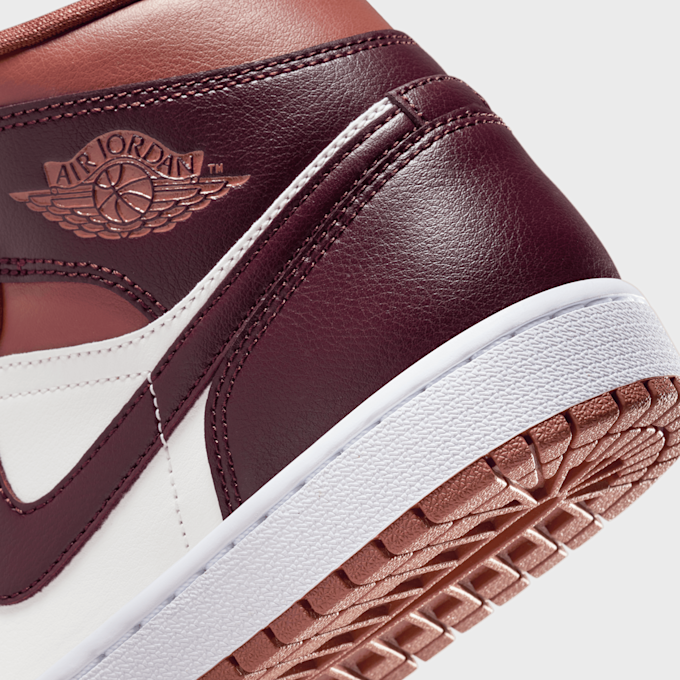 Jordan WMNS Air Jordan 1 Mid czerwony 28156 7