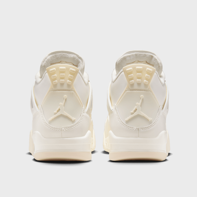 Jordan WMNS Air Jordan 4 Retro biały 28171 5