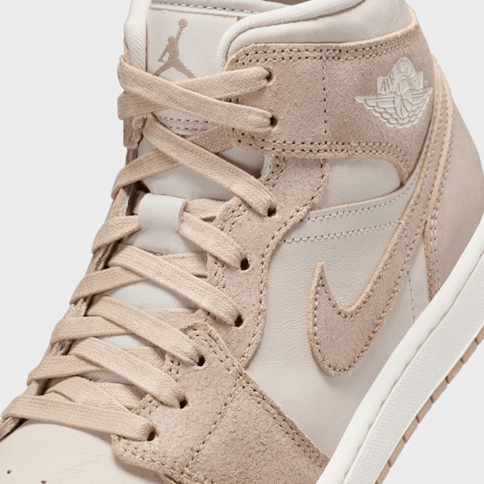 Jordan WMNS Air Jordan 1 Low Mid SE beige 28186 7
