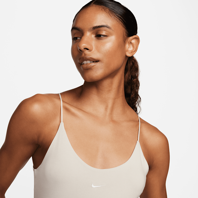 Nike Sportswear Chill Knit Cami-Bodysuit bege 28238 3