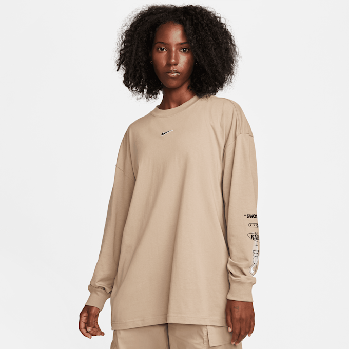 Nike Sportswear Longsleeve Tee Boyfriend Print Swoosh beż 28249 1
