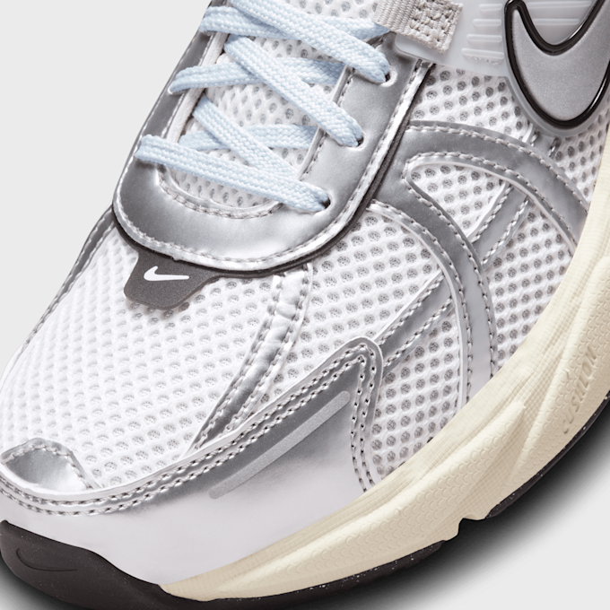 Nike V2K Run blanc 28308 7