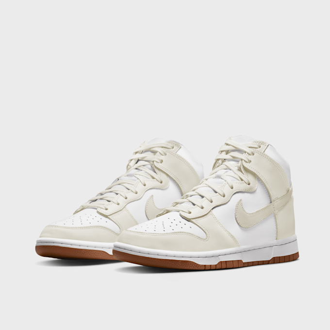 Nike WMNS Dunk High blanc 28337 4