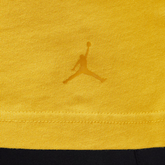 Jordan Women's Oversized Graphic T-Shirt giallo 28403 4