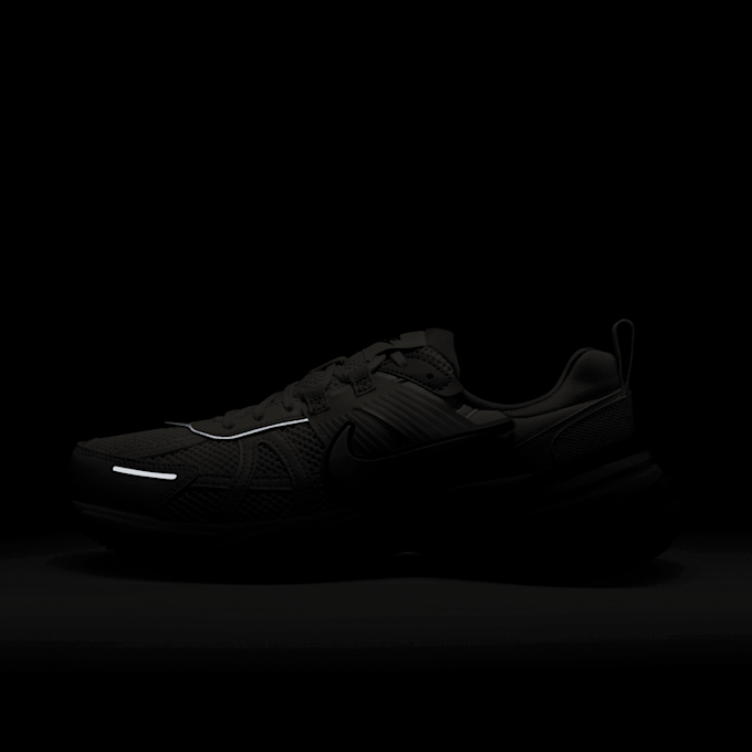 Nike WMNS V2K Run beige 28409 7