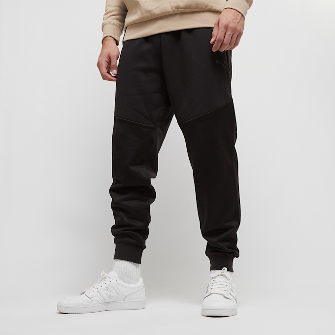 PUMA Pumatech Sweatpant FL crna 28417 1