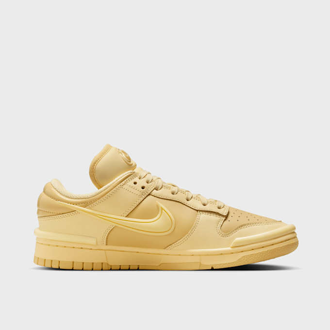 Nike WMNS Dunk Low Twist jaune 28437 2