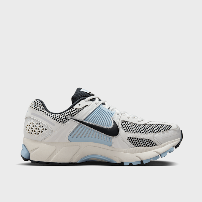 Nike WMNS Zoom Vomero 5 grau 28439 2