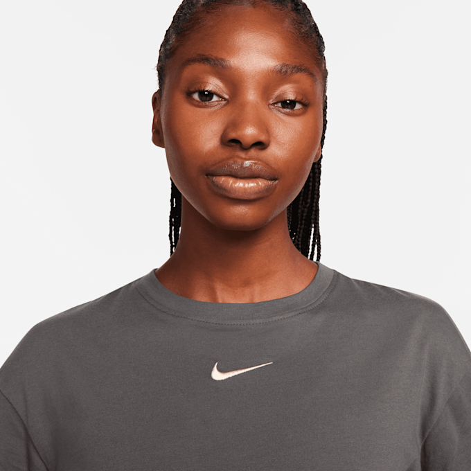 Nike Sportswear Trend Crop Tee grijs 28446 3