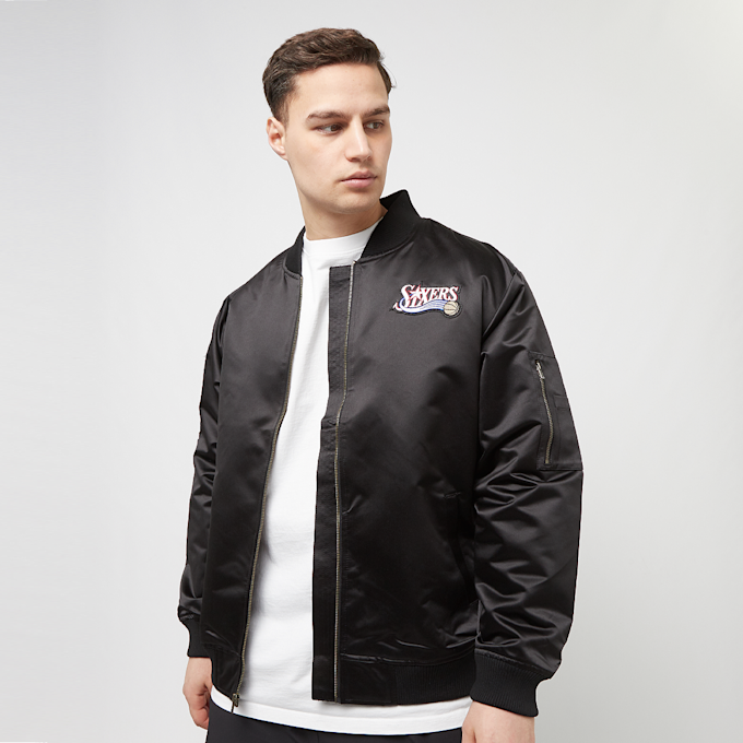 Mitchell & Ness NBA Lightweight Satin Bomber Philadelphia 76ers noir 28506 2