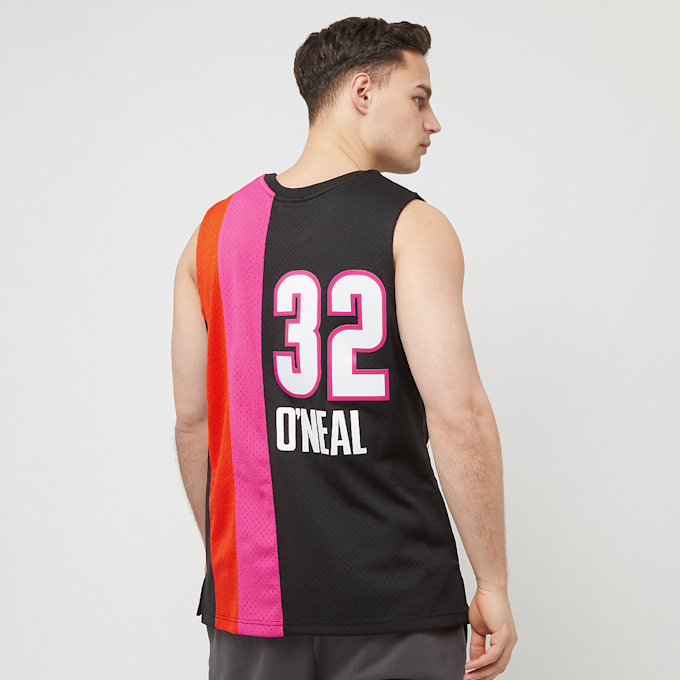 Mitchell & Ness NBA Swingman Jersey Miami Heat 2005-06 Shaquille O'Neal branco 28516 2