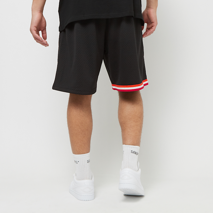 Mitchell & Ness NBA Swingman Shorts Miami Heat zwart 28517 2