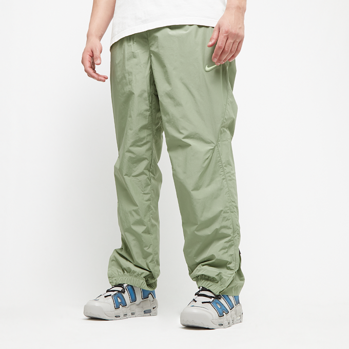 Nike Nocta NRG CS Woven Track Pants grün 28592 1