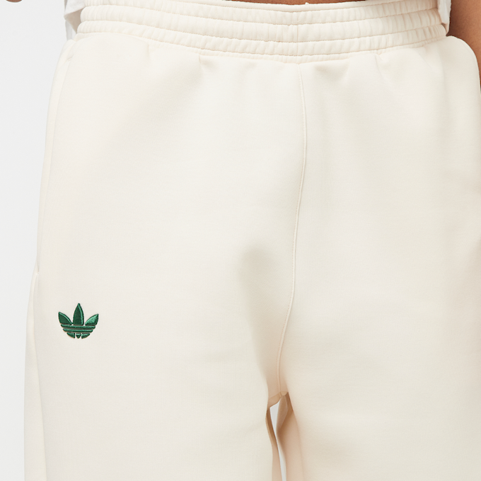 adidas Originals adicolor Neuclassics Trainingshose beige 28633 4