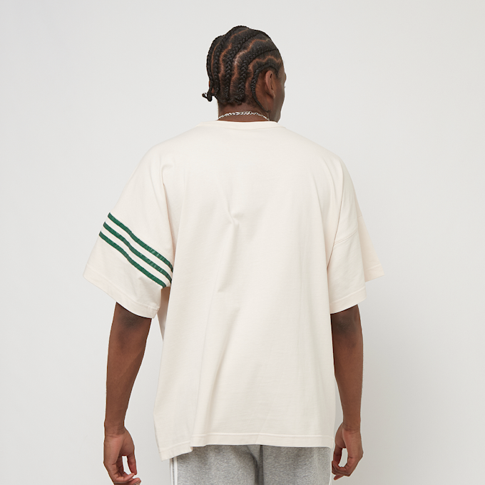 adidas Originals adicolor Neuclassics T-Shirt bege 28707 2