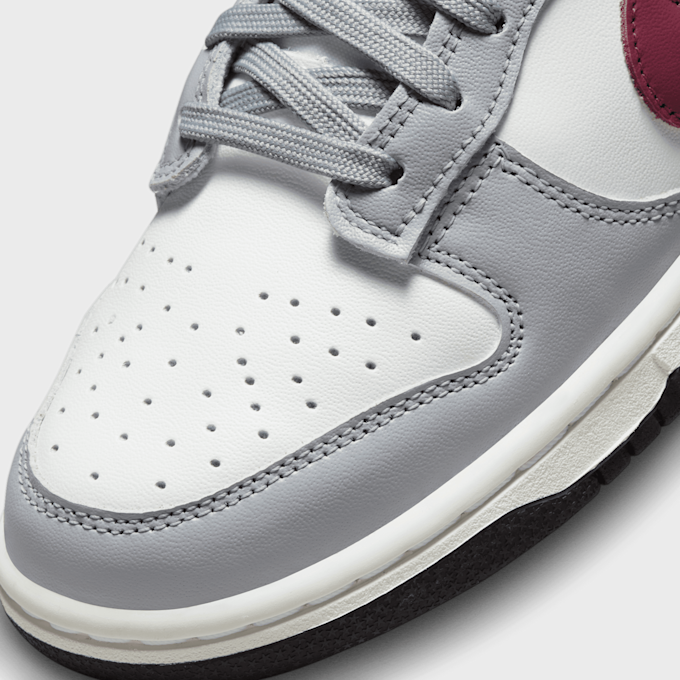 Nike WMNS Dunk Low grijs 28991 7