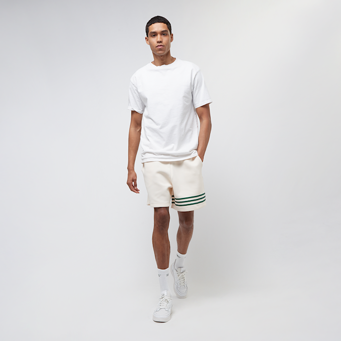 adidas Originals adicolor Neuclassics Short biały 29030 6