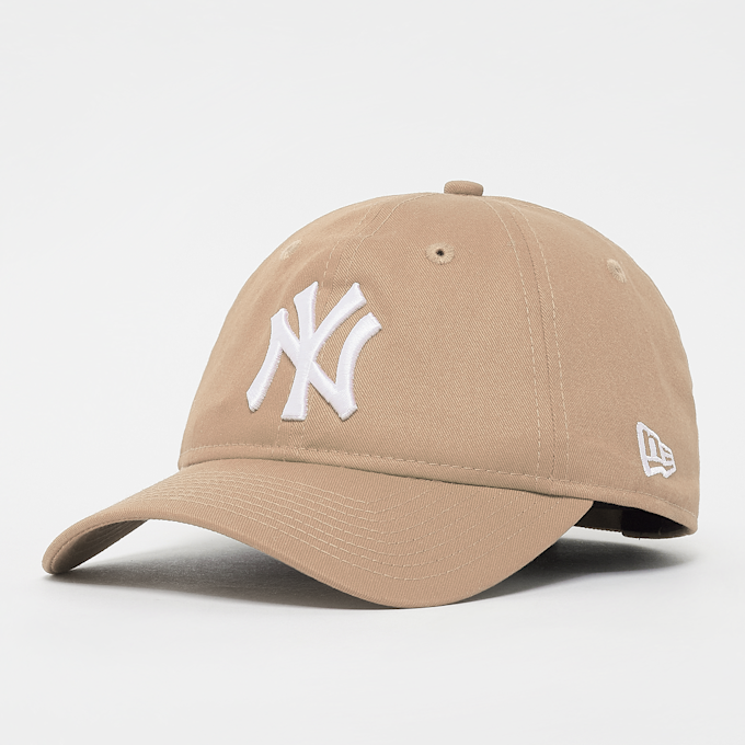 New Era 9 Twenty League Essential New York Yankees bege 30607 1