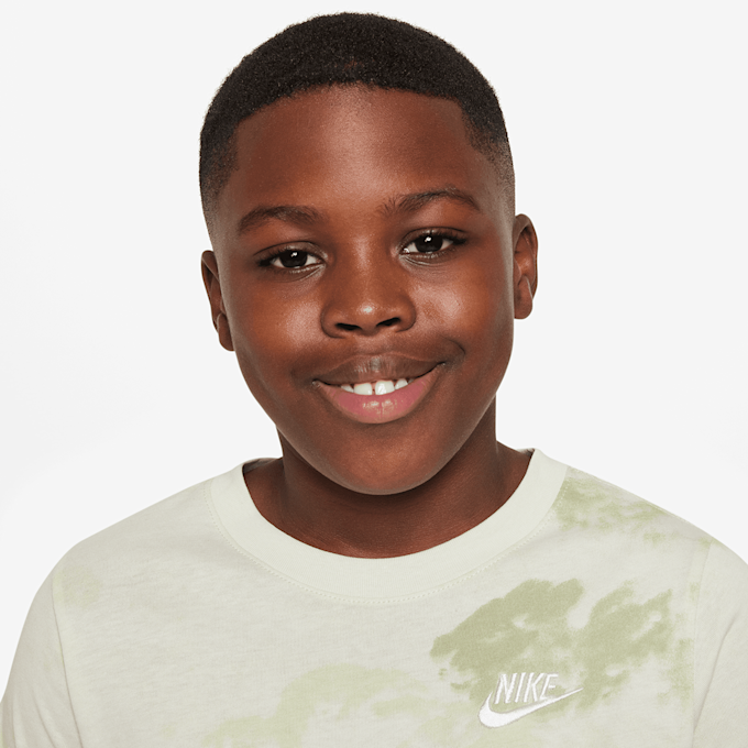 Nike Sportswear Club Short Sleeve zielony 30807 3