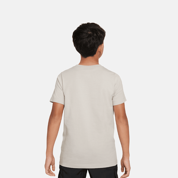 Nike Sportswear Shortsleeve Tee beige 30813 2