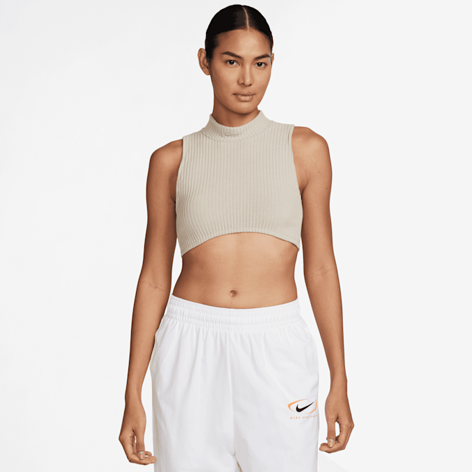 Nike Sportswear Chill Knit Rib Crop Tanktop bege 30910 1
