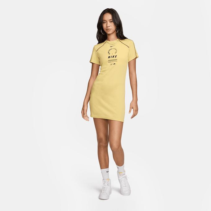 Nike Sportswear Short-Sleeve Dress amarillo 30925 6