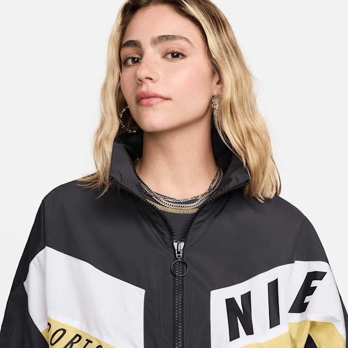 Nike Sportswear Woven Jacket czarny 30936 3