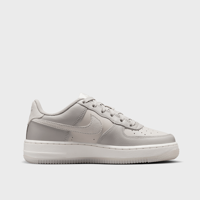 Nike Air Force 1 LV8 2 (GS) szary 30989 2