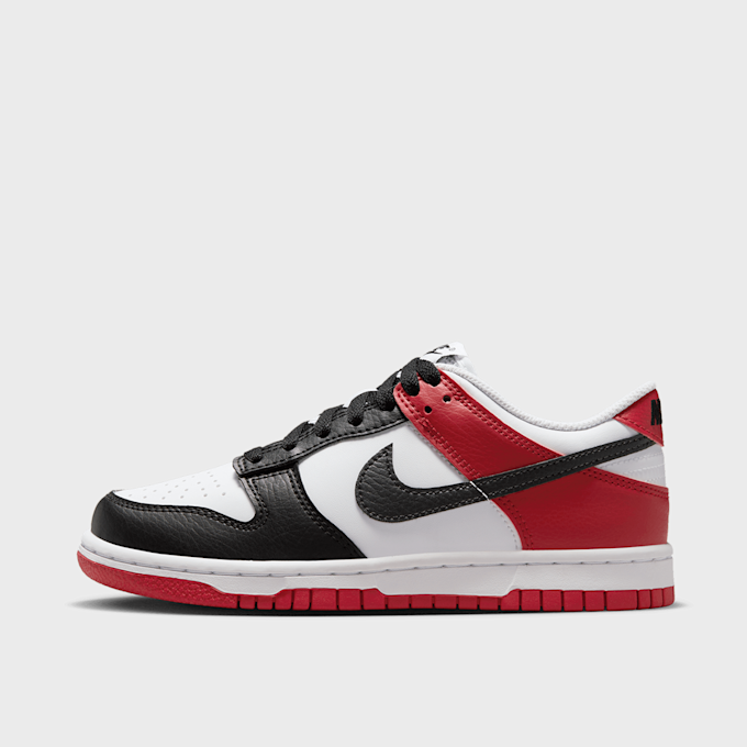 Nike Dunk Low (GS) rood 31002 1