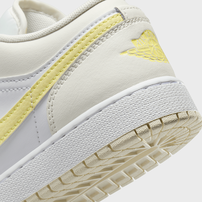 Jordan Air Jordan 1 Low (GS) bijela 31105 8