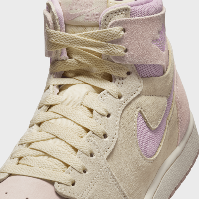 Jordan WMNS Air Jordan 1 Zoom CMFT 2 beige 31122 7