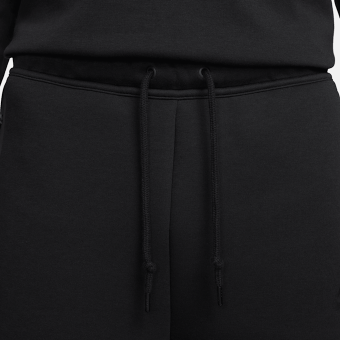 Nike Tech Fleece Shorts schwarz 31195 4