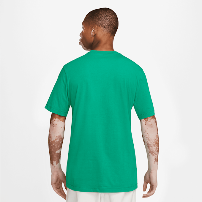 Nike Sportswear Tee 12MO Swoosh SP24 groen 31196 2