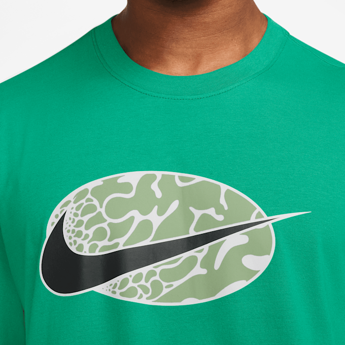 Nike Sportswear Tee 12MO Swoosh SP24 zelena 31196 3