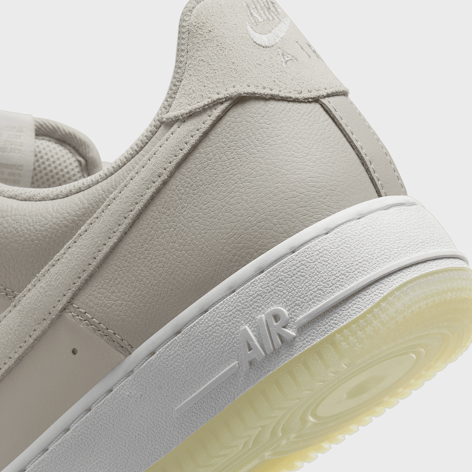 Nike Air Force 1 '07 LV8 beż 31298 8