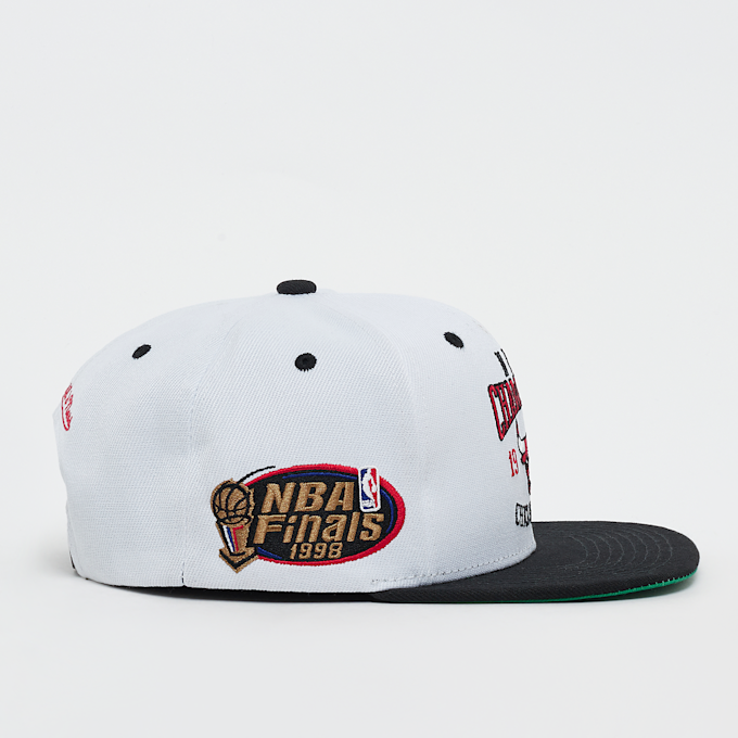 Mitchell & Ness Champ Series Snapback NBA Chicago Bulls bianco 31425 2